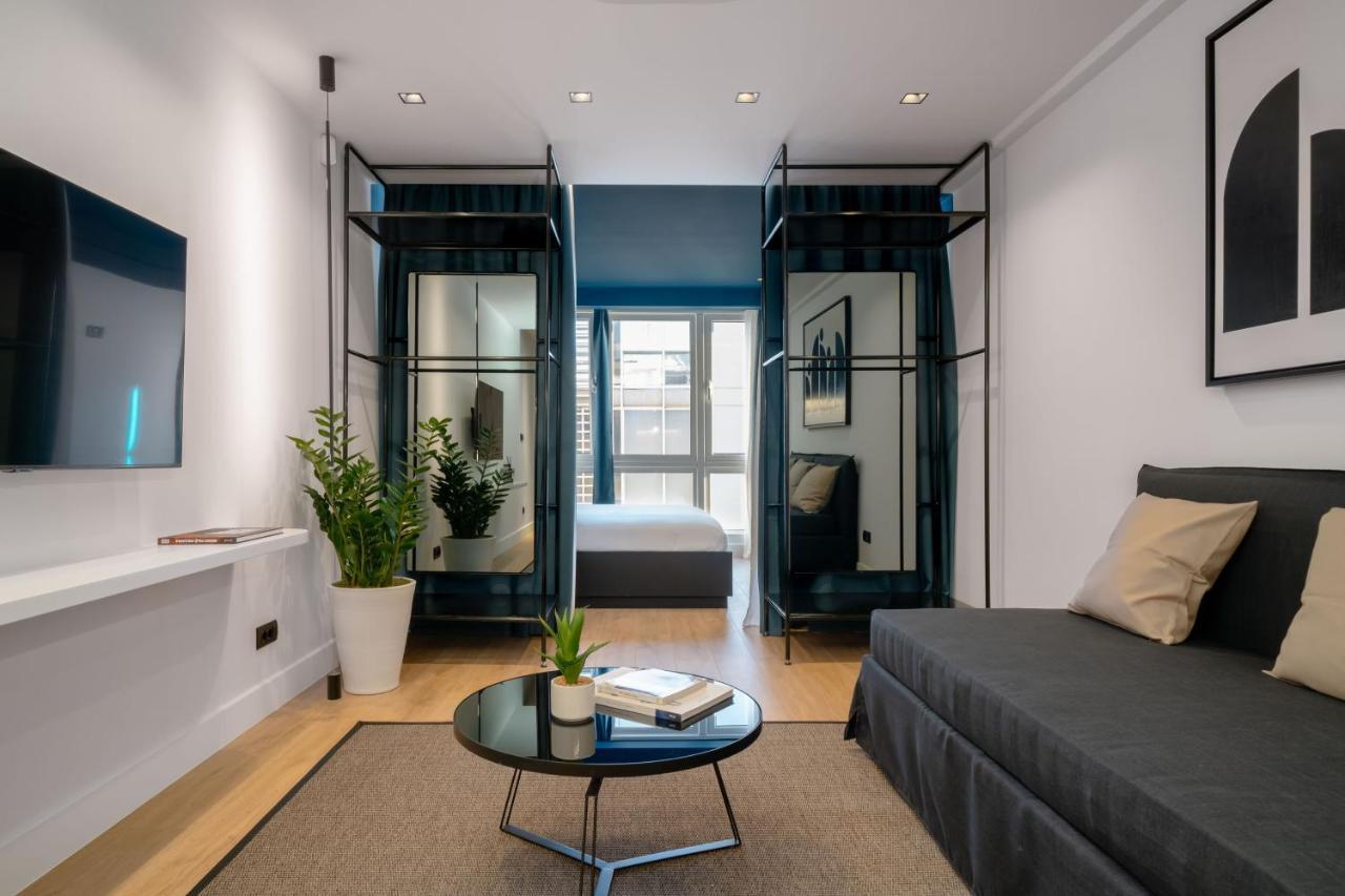 Dion Luxury Suites 아테네 외부 사진